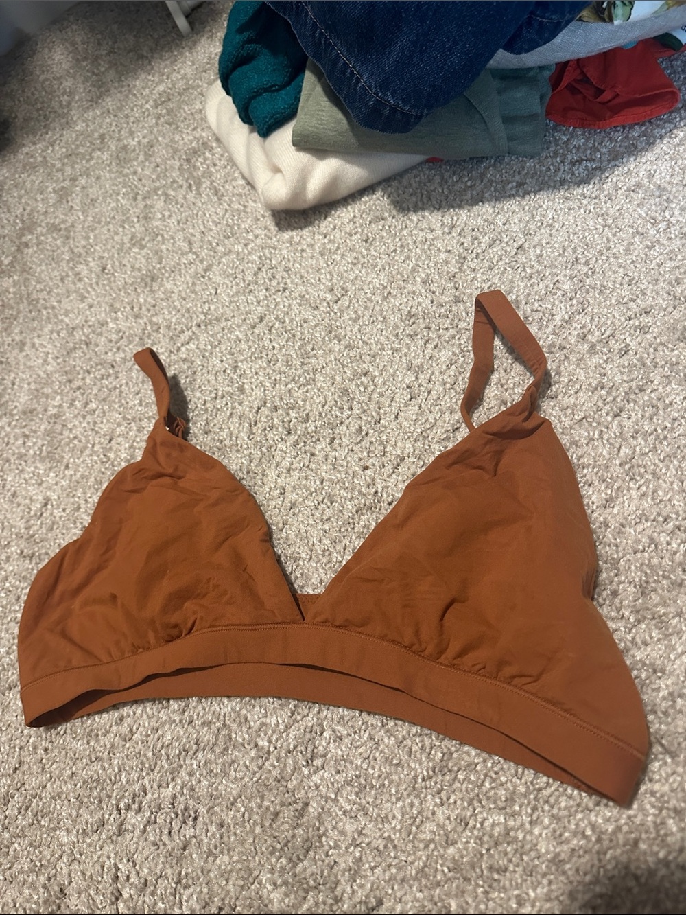 SKIMS Triangle Bralette in Rust